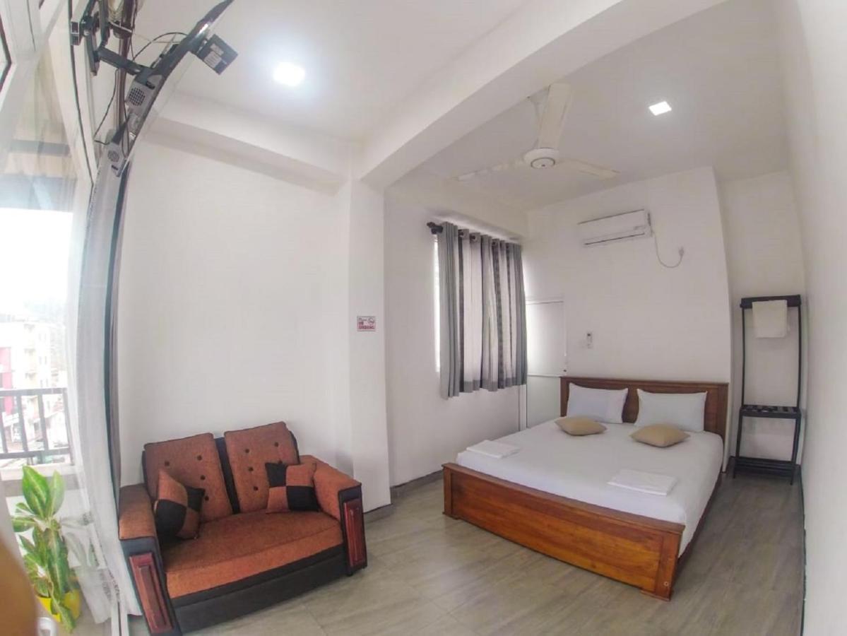 Nap Station Bed and Breakfast Κάντι Εξωτερικό φωτογραφία